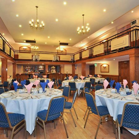 Dalton Inn Hotel Claremorris Buitenkant foto
