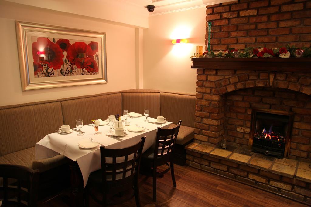 Dalton Inn Hotel Claremorris Buitenkant foto